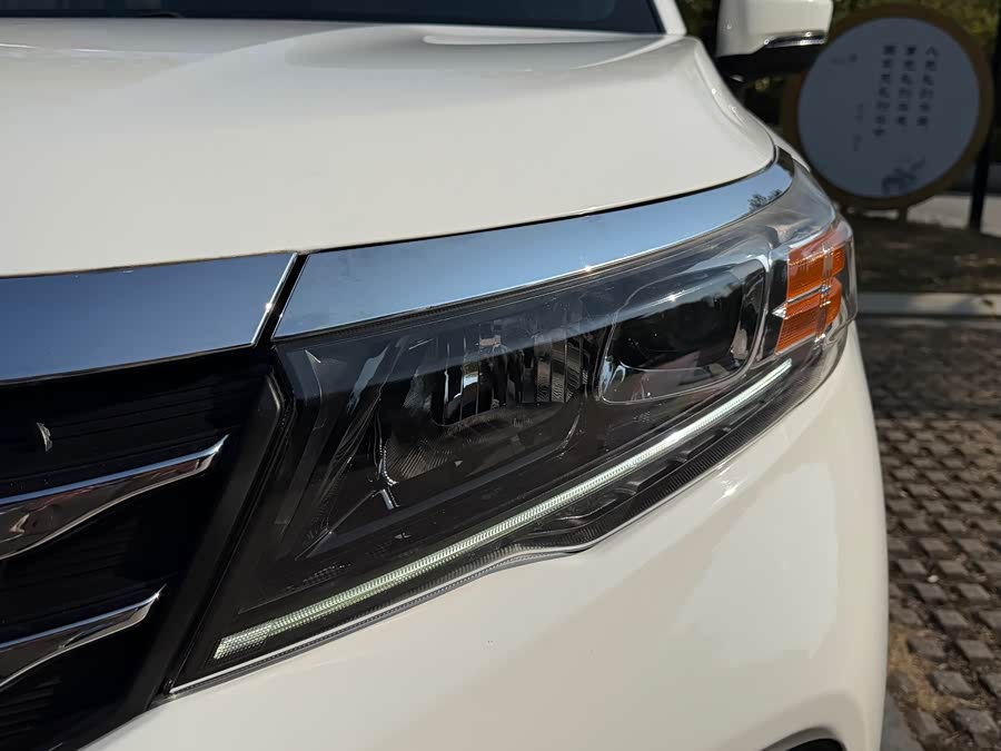 GAC Trumpchi GS3 2020 #7 GAC Trumpchi GS3 2020 car image #7