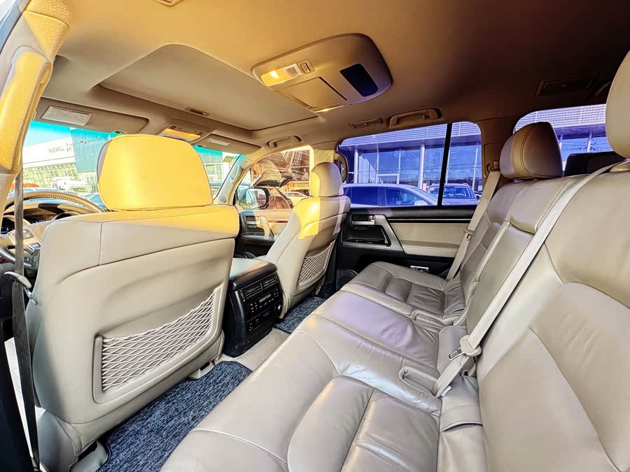 Toyota Land Cruiser 2011 immagine di auto #7