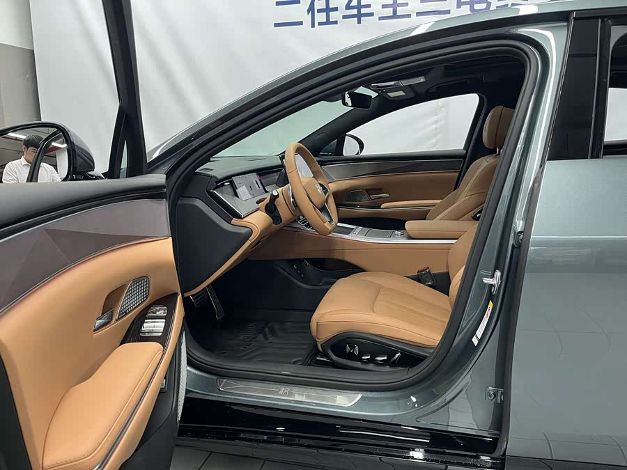 BYD HanL 2025 #7 BYD HanL 2025 صورة سيارة #7