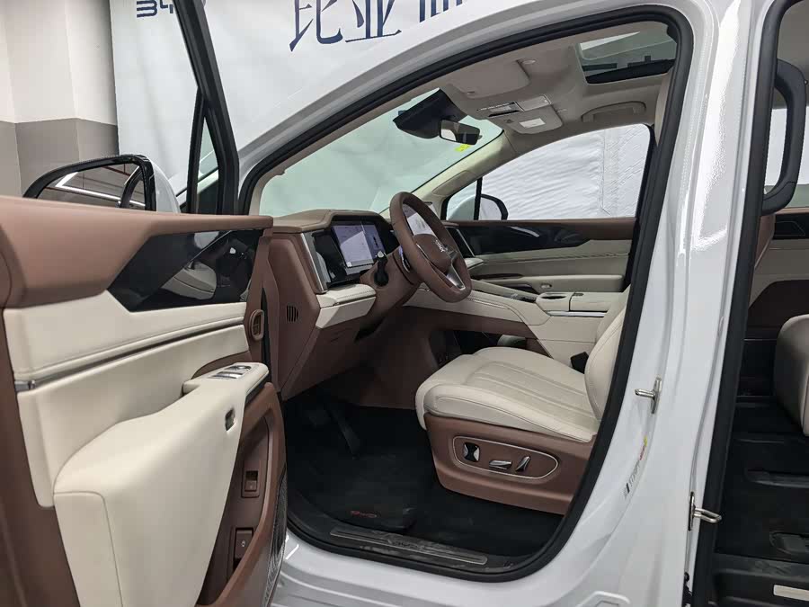 BYD Xia 2024 imagen de coche #7