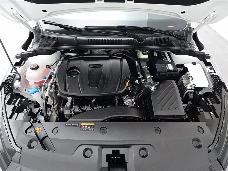 GEELY Emgrand 2025 car image #7