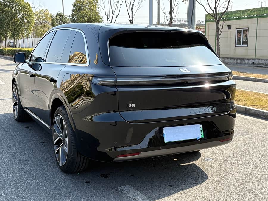 Li L6 2024 image de voiture #7