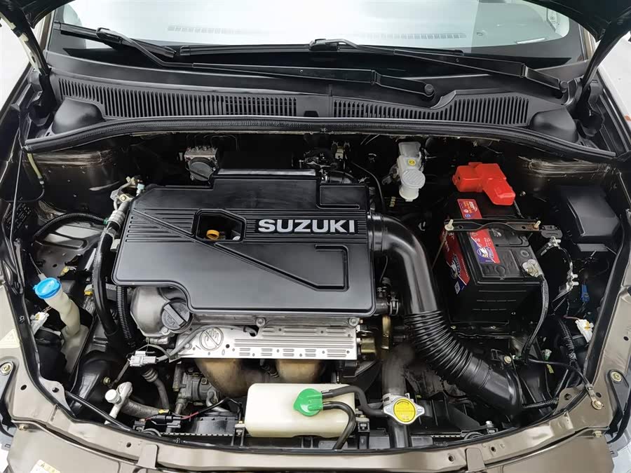 铃木 天语 SX4 2013 汽车图片 #7