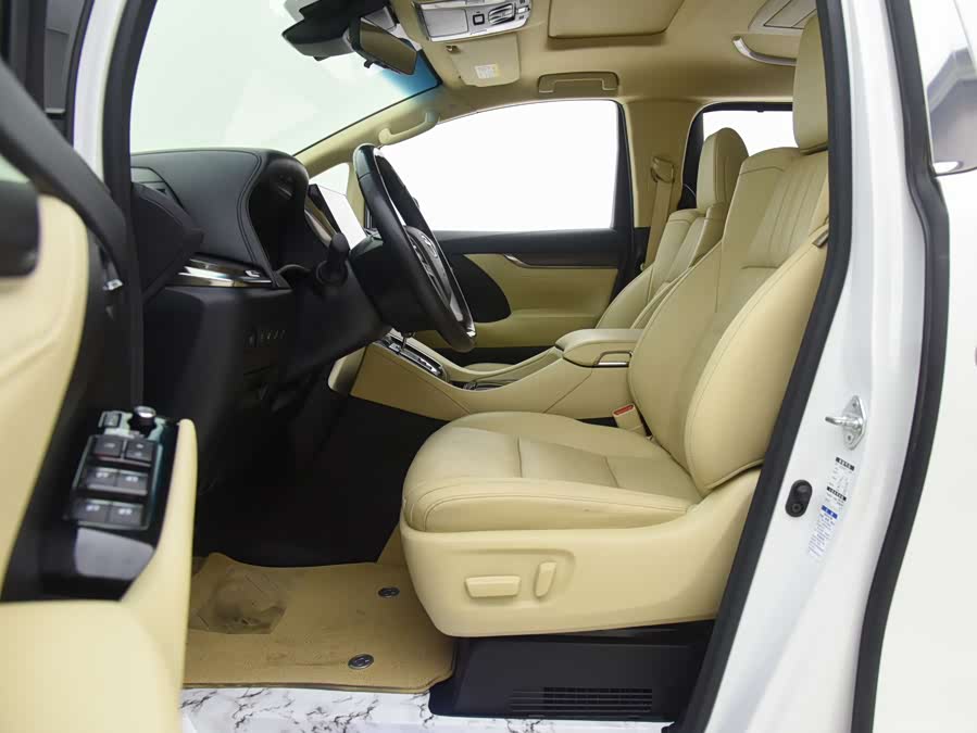 Toyota Alphard 2020 car image #7