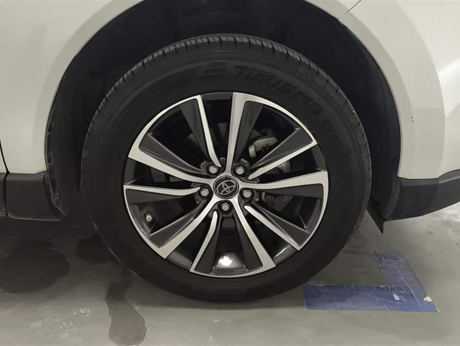 Toyota Harrier 2023 immagine di auto #7