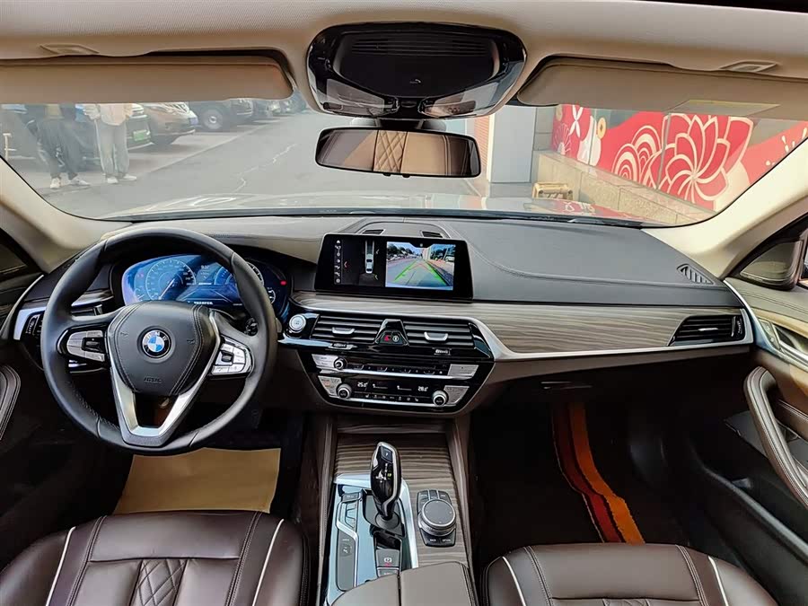 BMW 5 Series New Energy 2019 car image #7