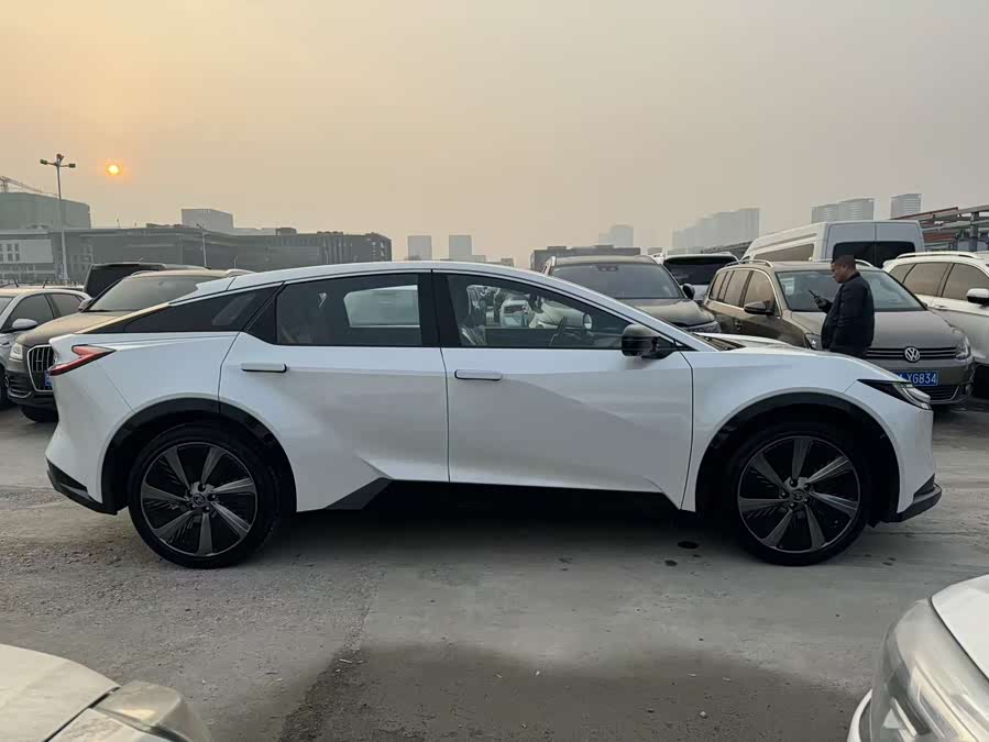 Toyota bZ5 2025 #7 Toyota bZ5 2025 imagen de coche #7