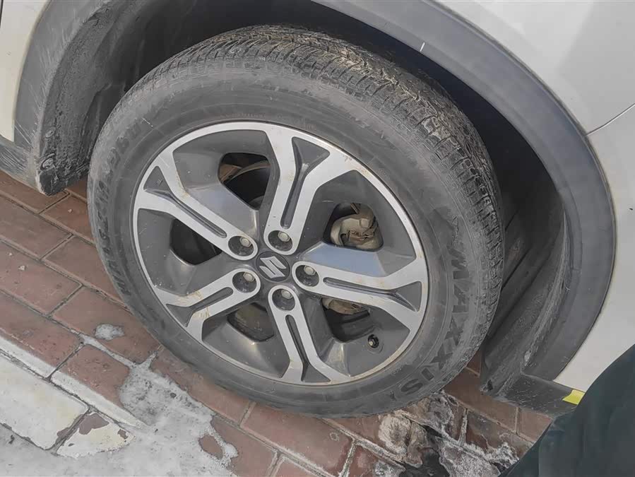 Suzuki Vitara 2019 изображение автомобиля #7