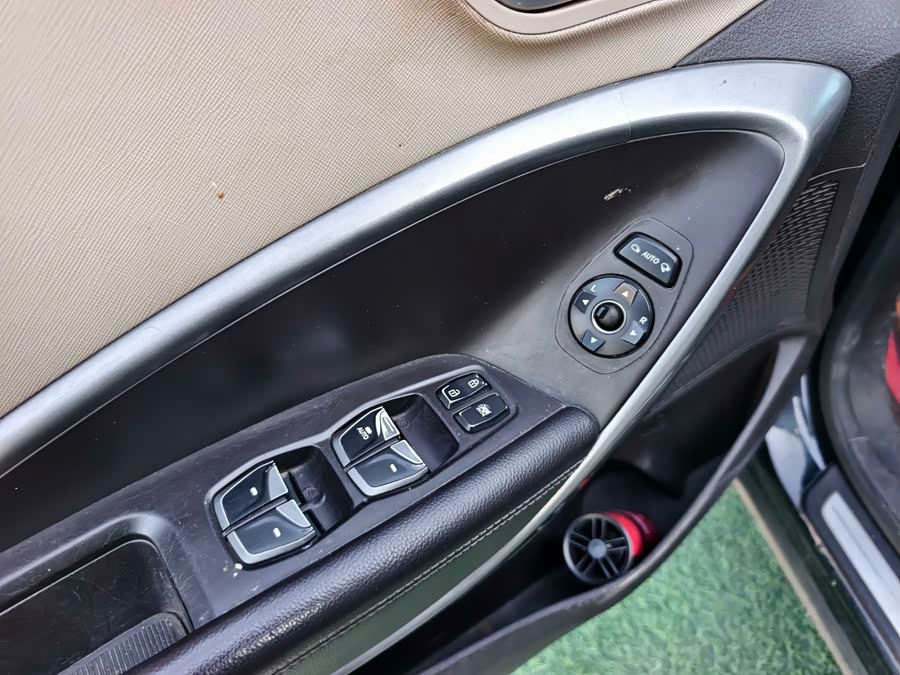 Hyundai Grand Santa Fe 2015 #7 Hyundai Grand Santa Fe 2015 car image #7