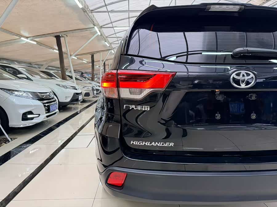 Toyota Highlander 2019 car image #7