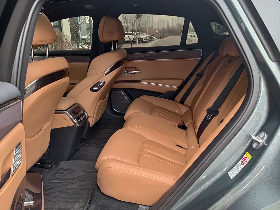 BYD HanL 2025 car image #7