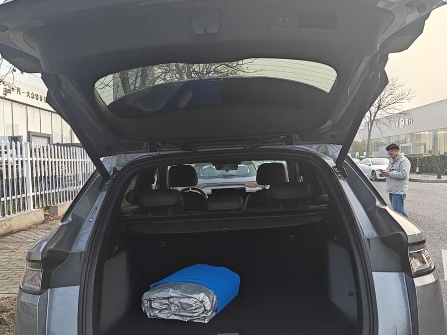 BYD SongL DM-i 2024 car image #7