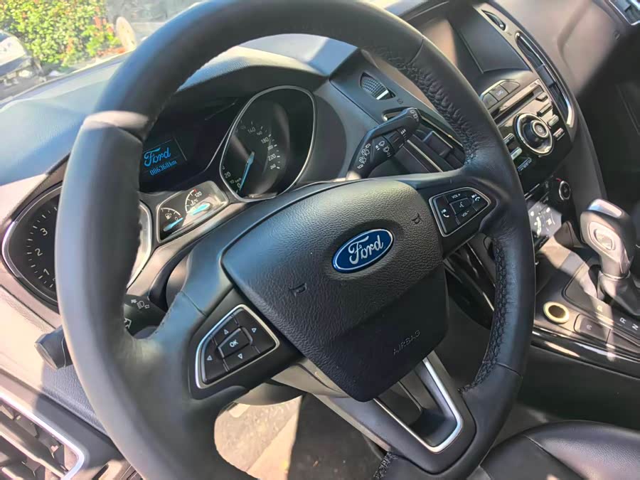 Ford Focus 2016 car image #7