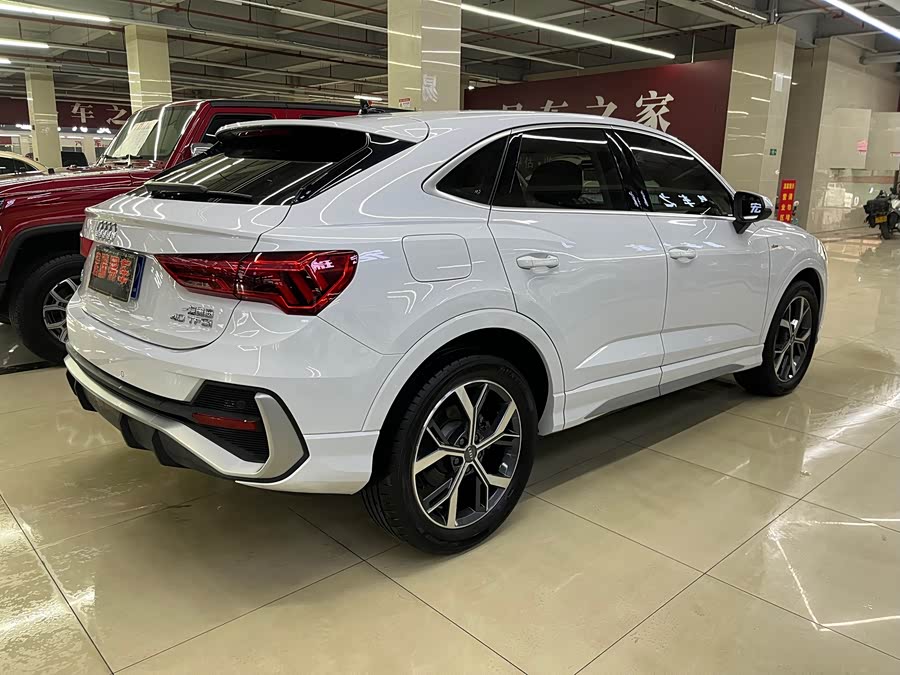 Audi Q3 Sportback 2020 изображение автомобиля #7