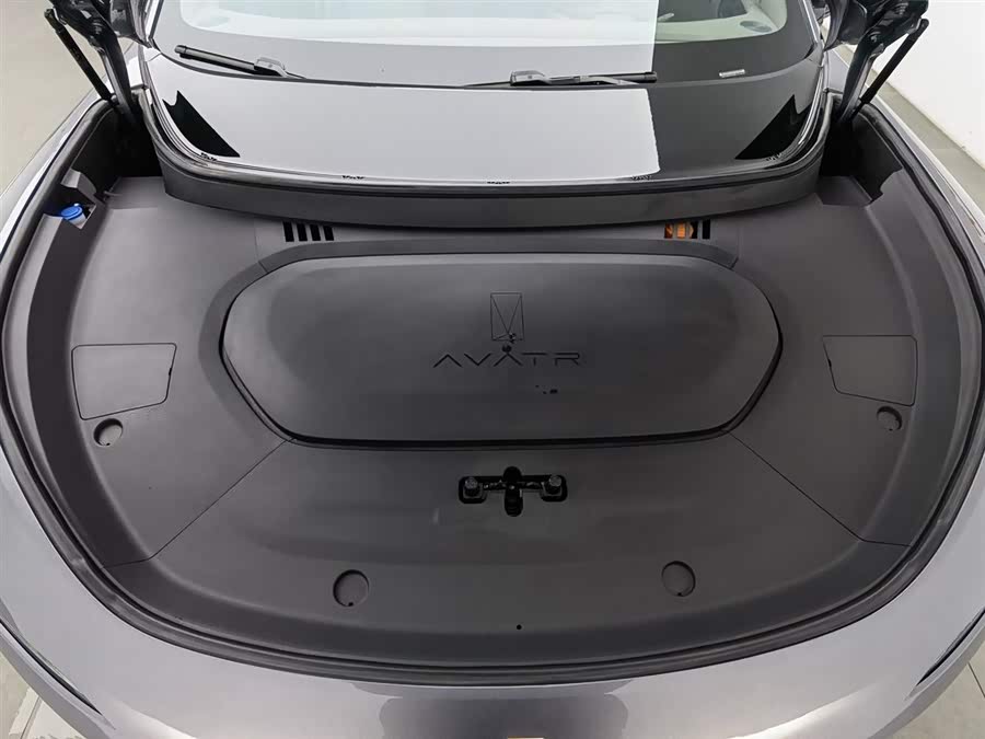 Avatr 07 2024 car image #7