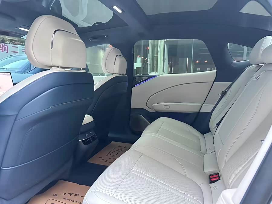 Zeekr 007 2024 immagine di auto #7