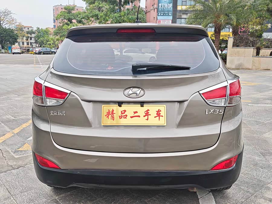 Hyundai ix35 2013 car image #7