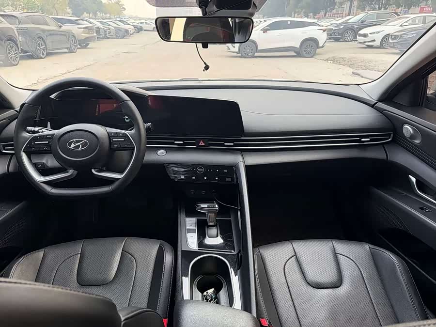 Hyundai Elantra 2021 car image #7