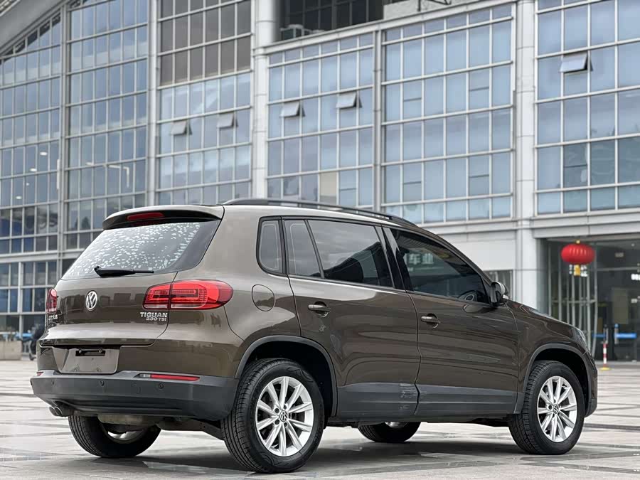 Volkswagen Tiguan 2014 immagine di auto #7