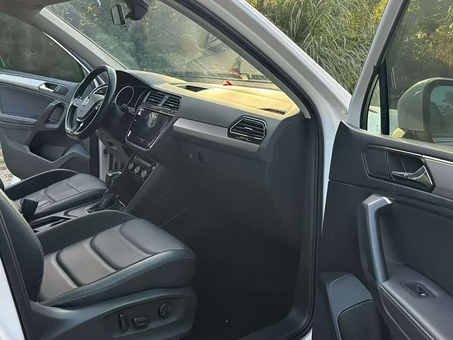 Volkswagen Tiguan L 2019 #7 Volkswagen Tiguan L 2019 immagine di auto #7