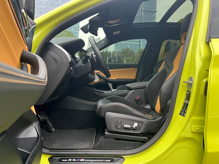 BMW X4 M 2022 car image #7