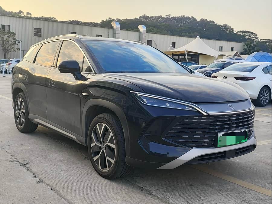BYD SongL DM-i 2025 car image #7
