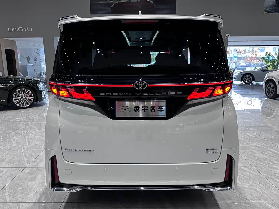 Toyota Vellfire 2024 #7 Toyota Vellfire 2024 صورة سيارة #7