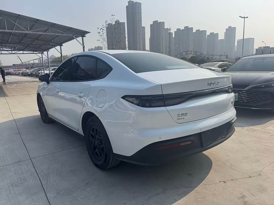 BYD Seal 05 DM-i 2025 car image #7