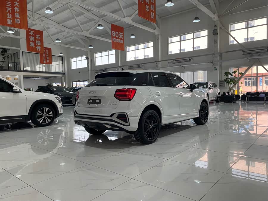 Audi Q2L 2022 #7 Audi Q2L 2022 car image #7