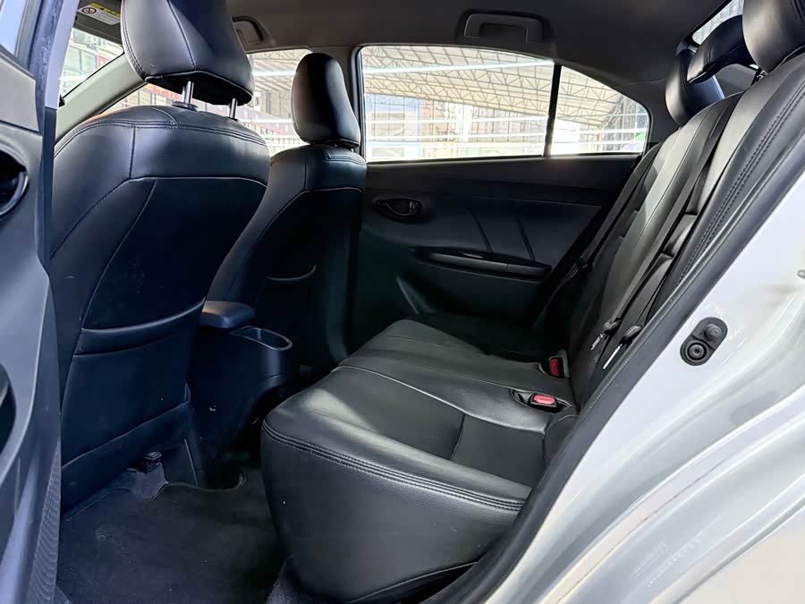 Toyota Yaris L Zhixiang 2021 صورة سيارة #7