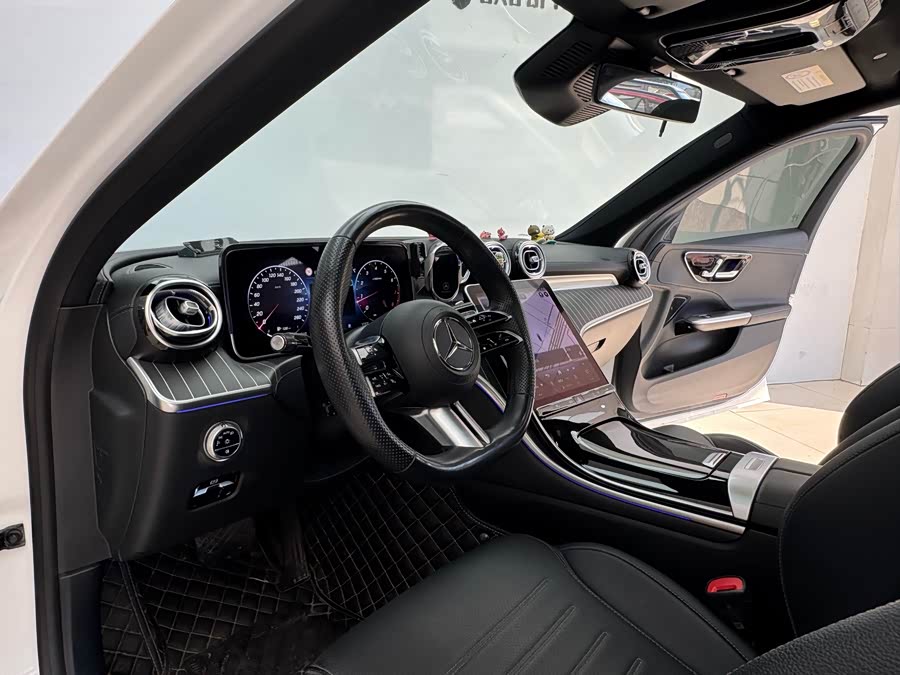 Mercedes-Benz C Class 2023 car image #7