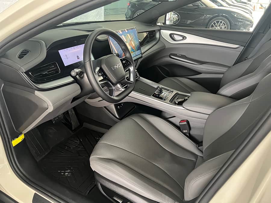 BYD Seal 07 DM-i 2024 #7 BYD Seal 07 DM-i 2024 car image #7