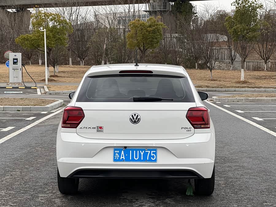 Volkswagen Polo 2020 car image #7