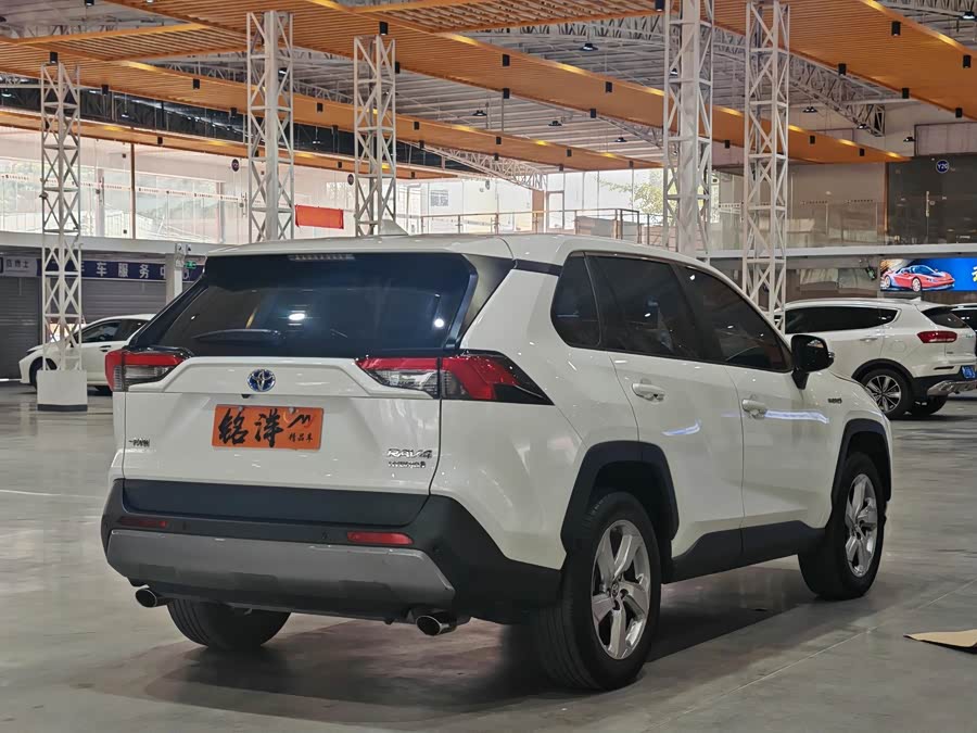 Toyota RAV4 2020 #7 Toyota RAV4 2020 car image #7