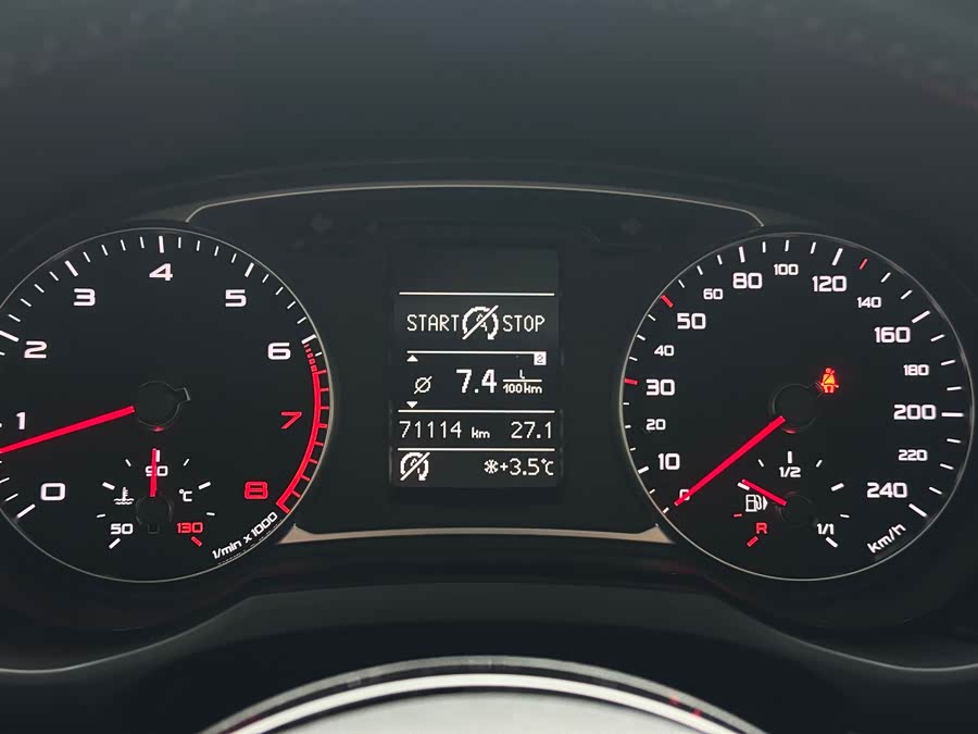 Audi A1 2018 car image #7