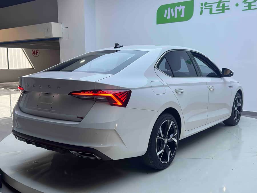 Skoda Octavia 2021 #7 Skoda Octavia 2021 car image #7