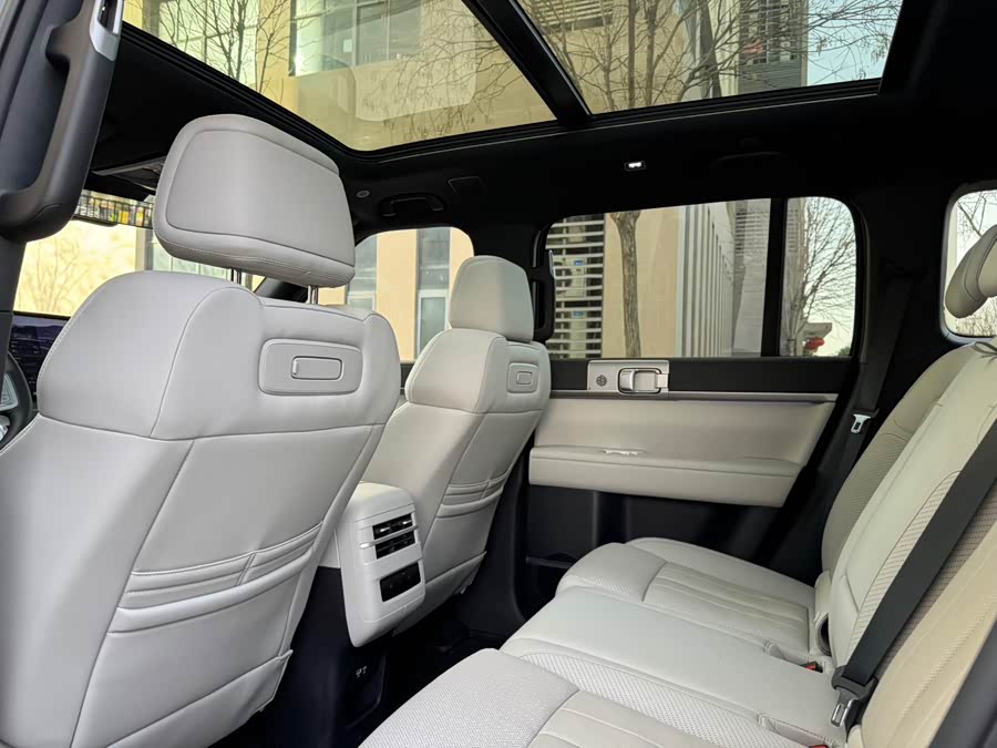 FangChengBao Tiger 7 2025 car image #7