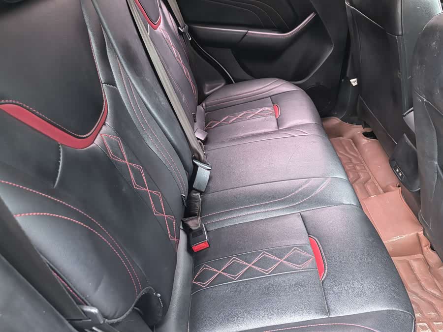 Soueast DX3 2018 car image #7