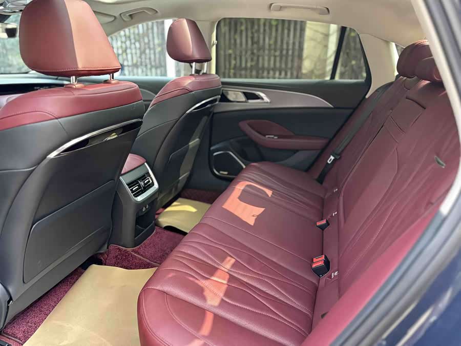 HongQi H5 2024 #7 HongQi H5 2024 car image #7