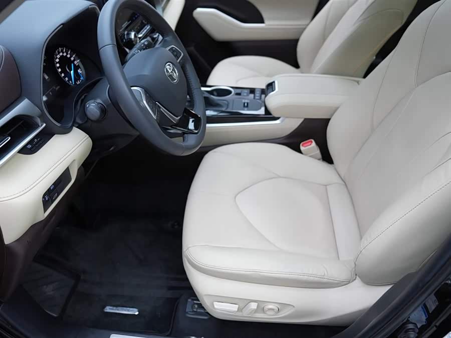 Toyota Highlander 2022 car image #7