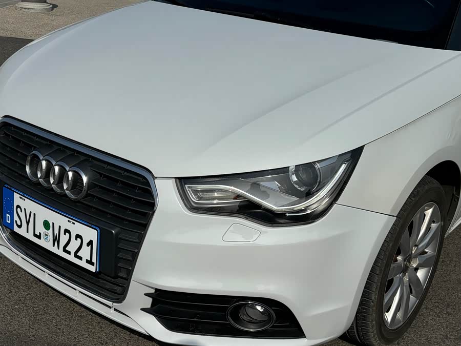 Audi A1 2014 car image #7