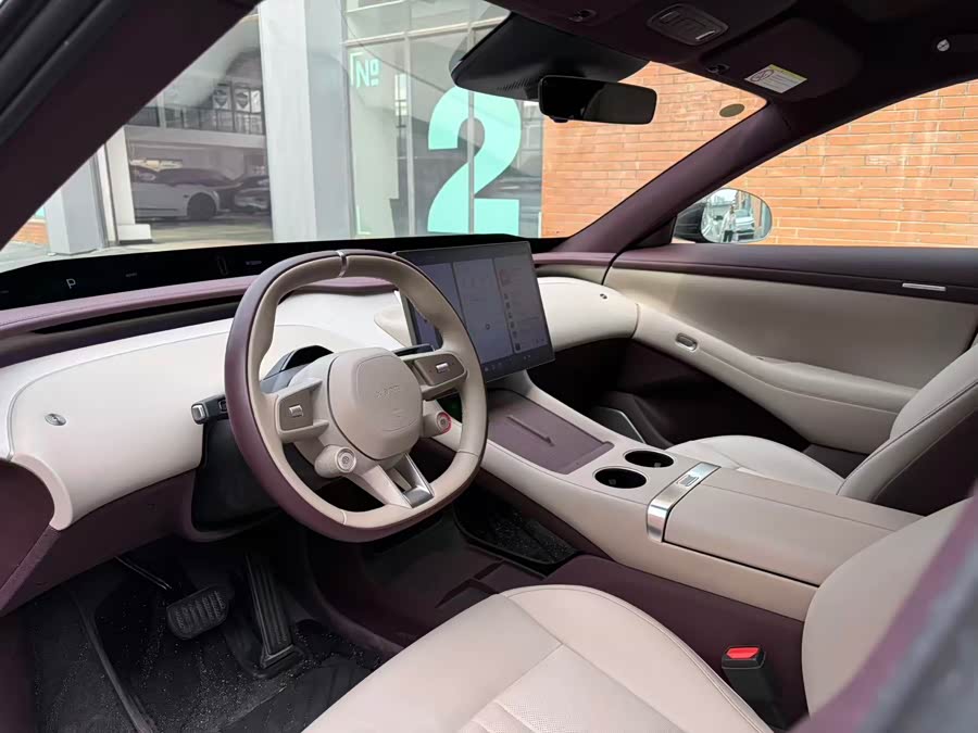 MI YU7 2025 car image #7