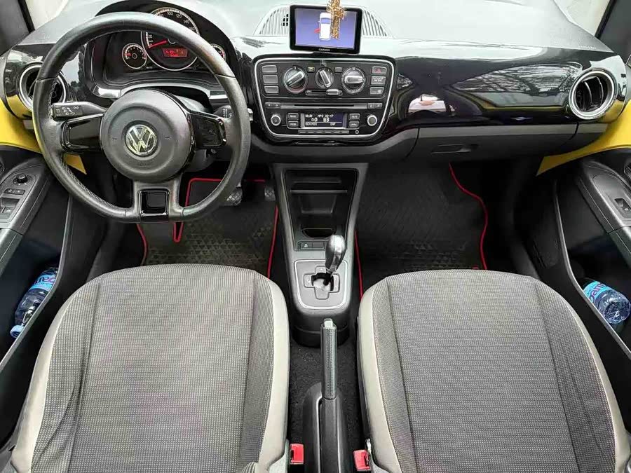 Volkswagen up! 2015 car image #7