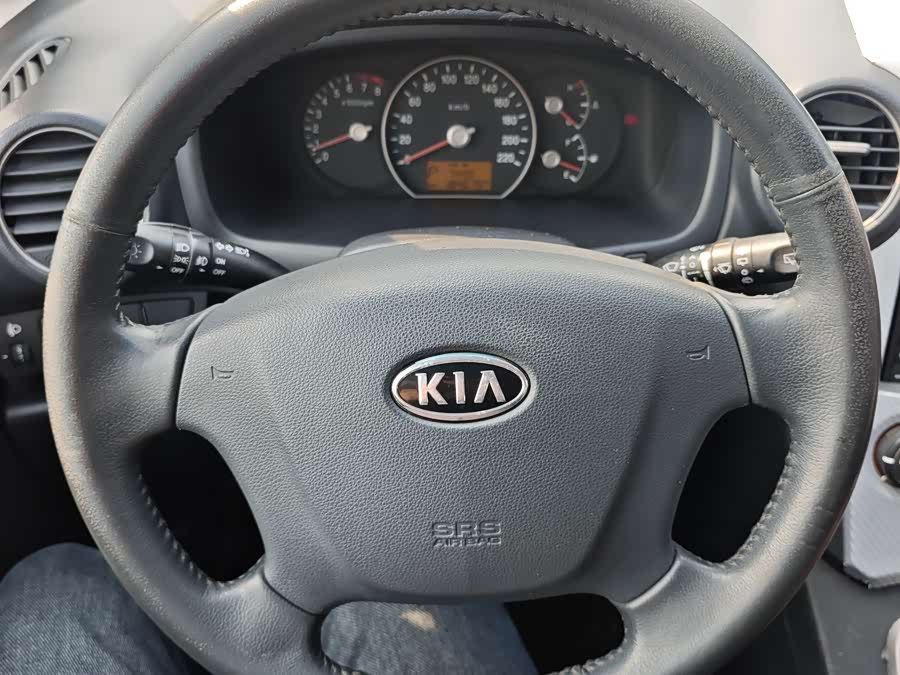 起亚 佳乐 2010 汽车图片 #7