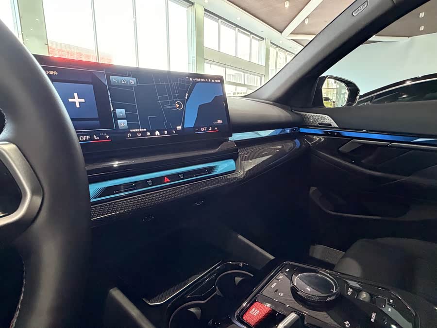 BMW i5 M60 2025 car image #7