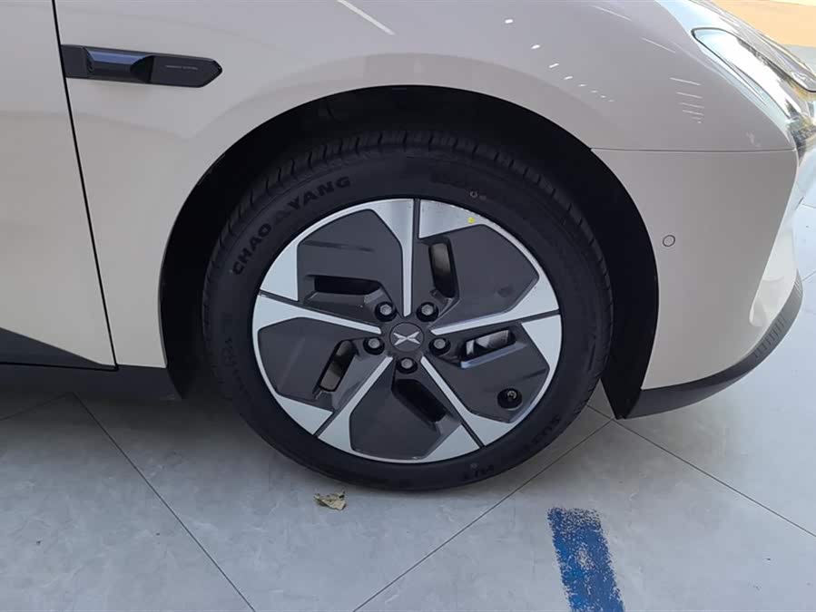 Xpeng MONA M03 2025 صورة سيارة #7