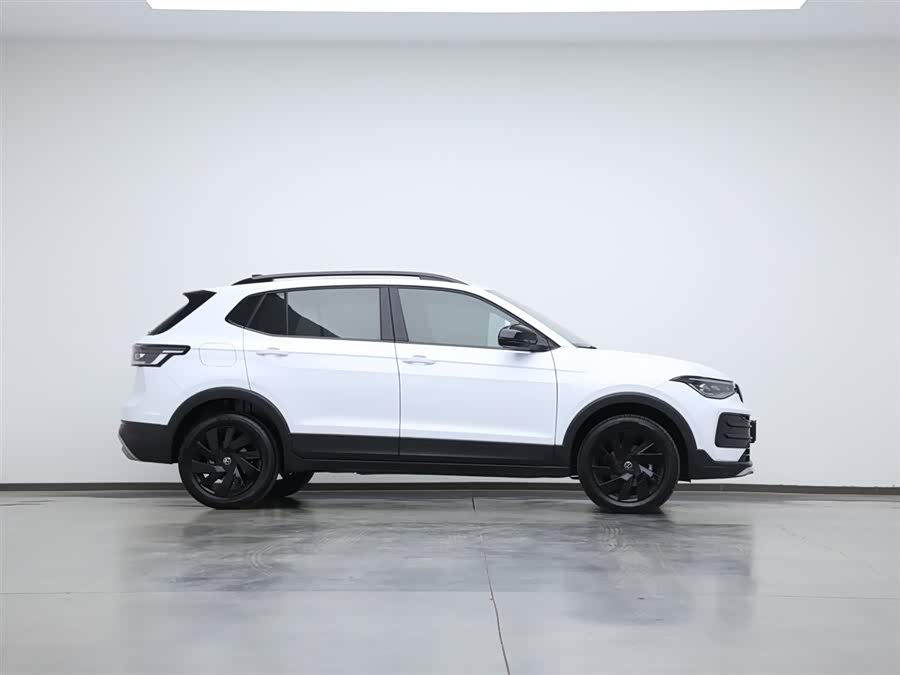 Volkswagen Tharu 2024 immagine di auto #7