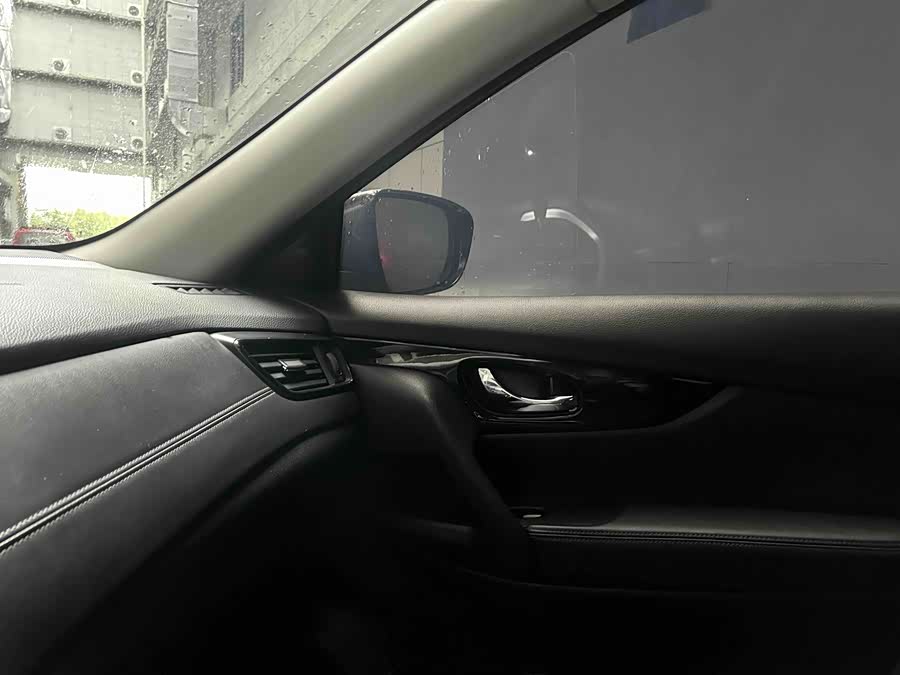 Nissan X-Trail 2023 immagine di auto #7