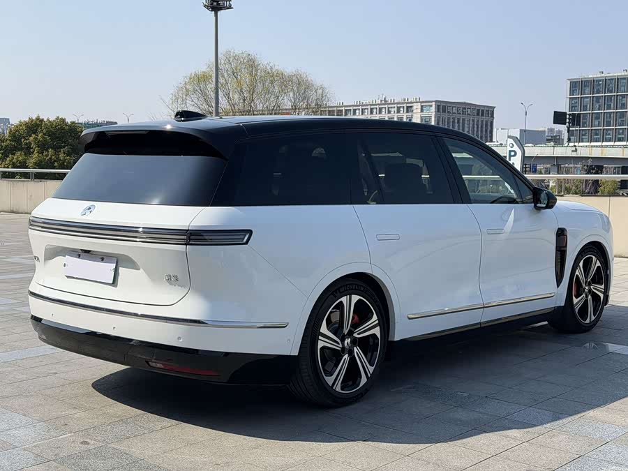 蔚来 蔚来ES8 2025 汽车图片 #7