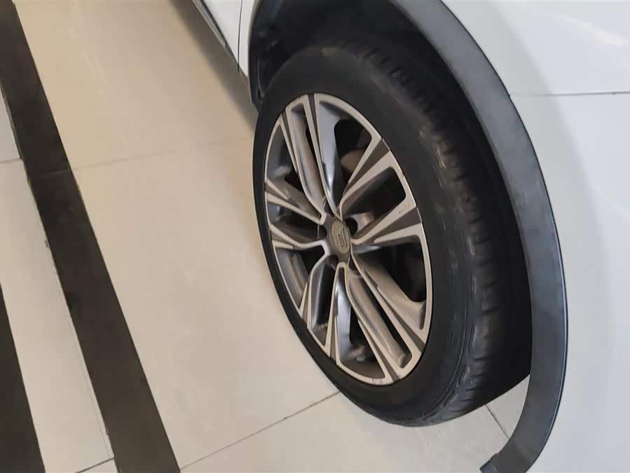 BYD Tang 2019 #7 BYD Tang 2019 car image #7